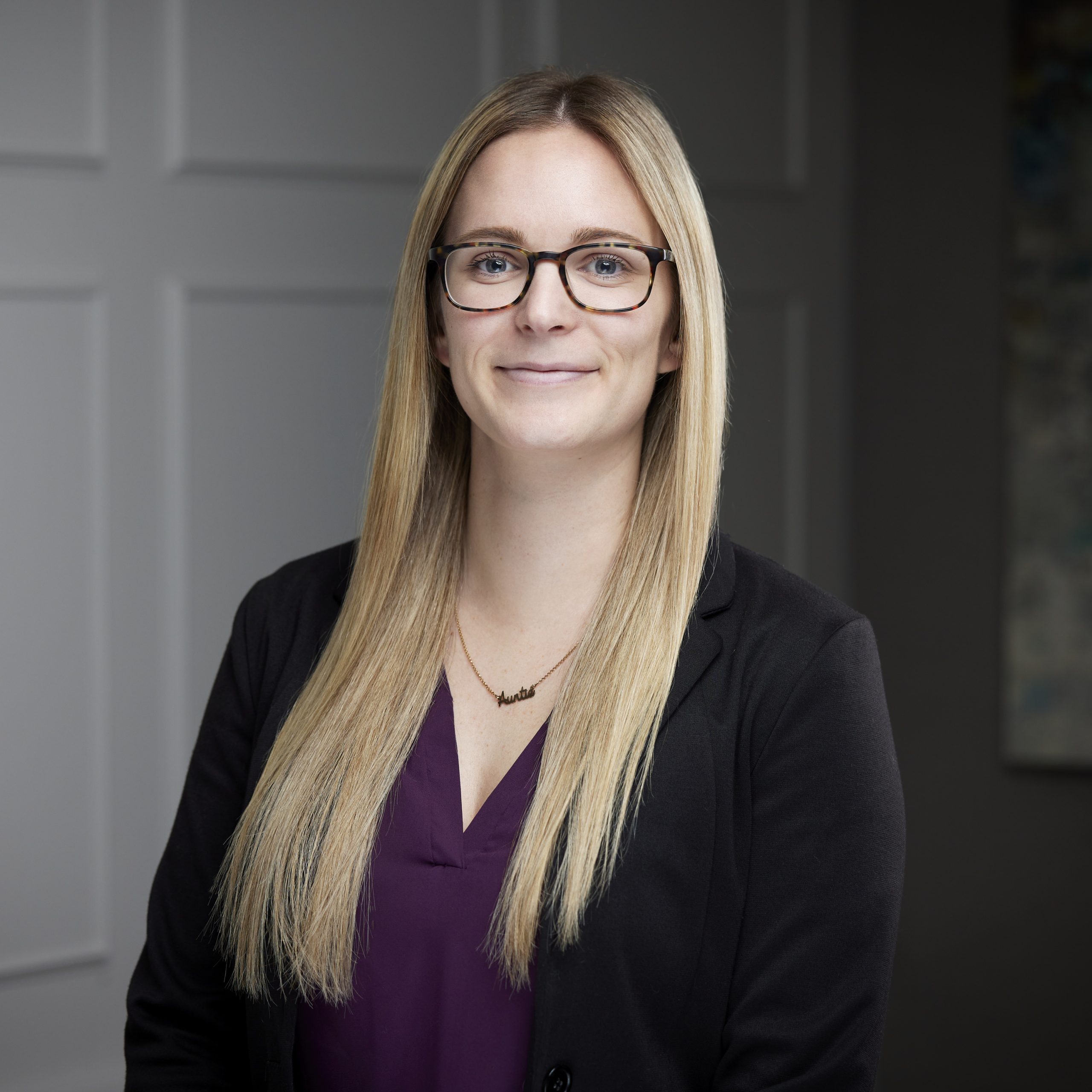 An image of Nicole Walters in the Niagara Region office of DDL & Co.