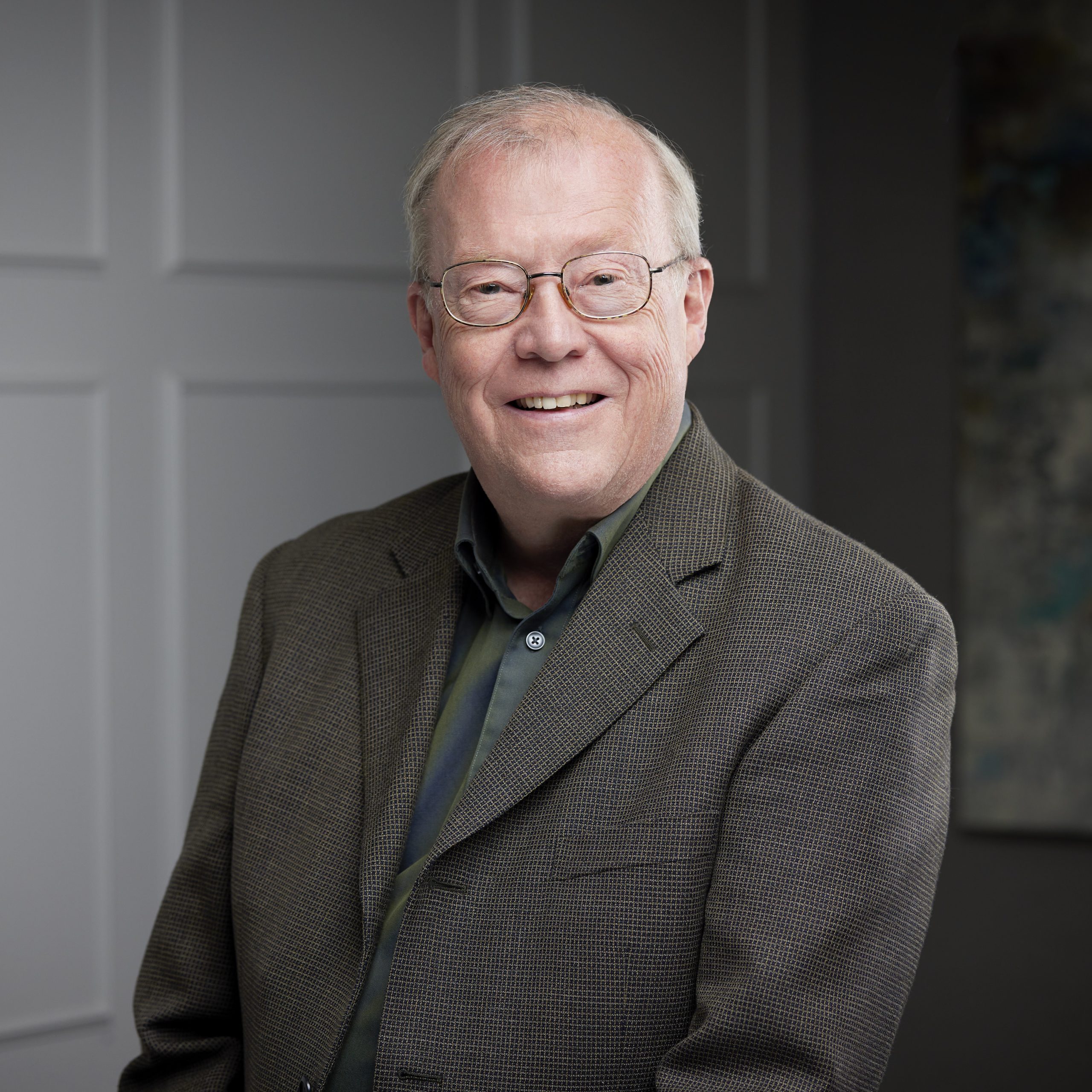 An image of Rick Bassett in the Niagara Region office of DDL & Co.